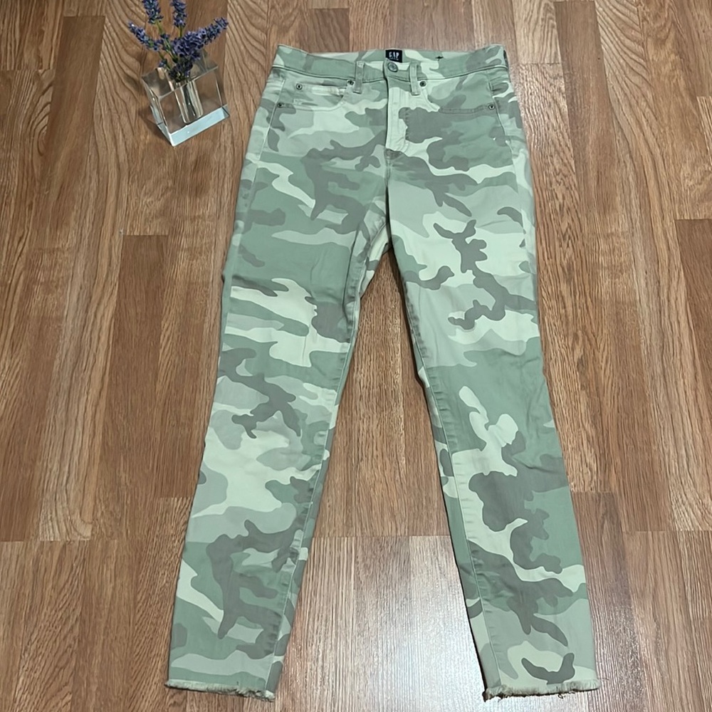 GAP True Skinny Camo Jeans Sz 6/28